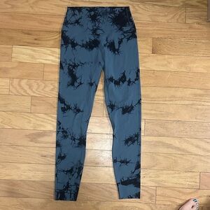 Stylish Blue and Black Leggings